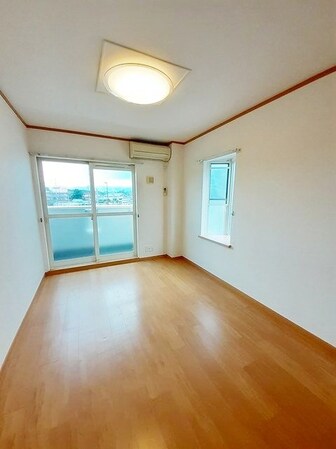 グラン ラフレシールの物件内観写真